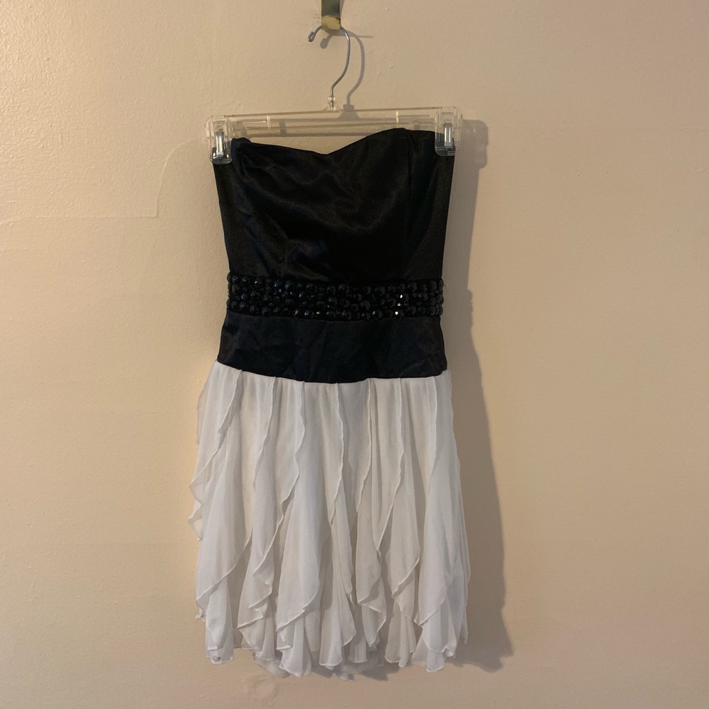 Party Sweetheart Dress, black beaded waistline